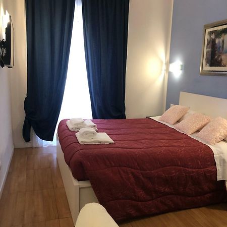 Residenza Giulia Al Colosseo Rome Luaran gambar